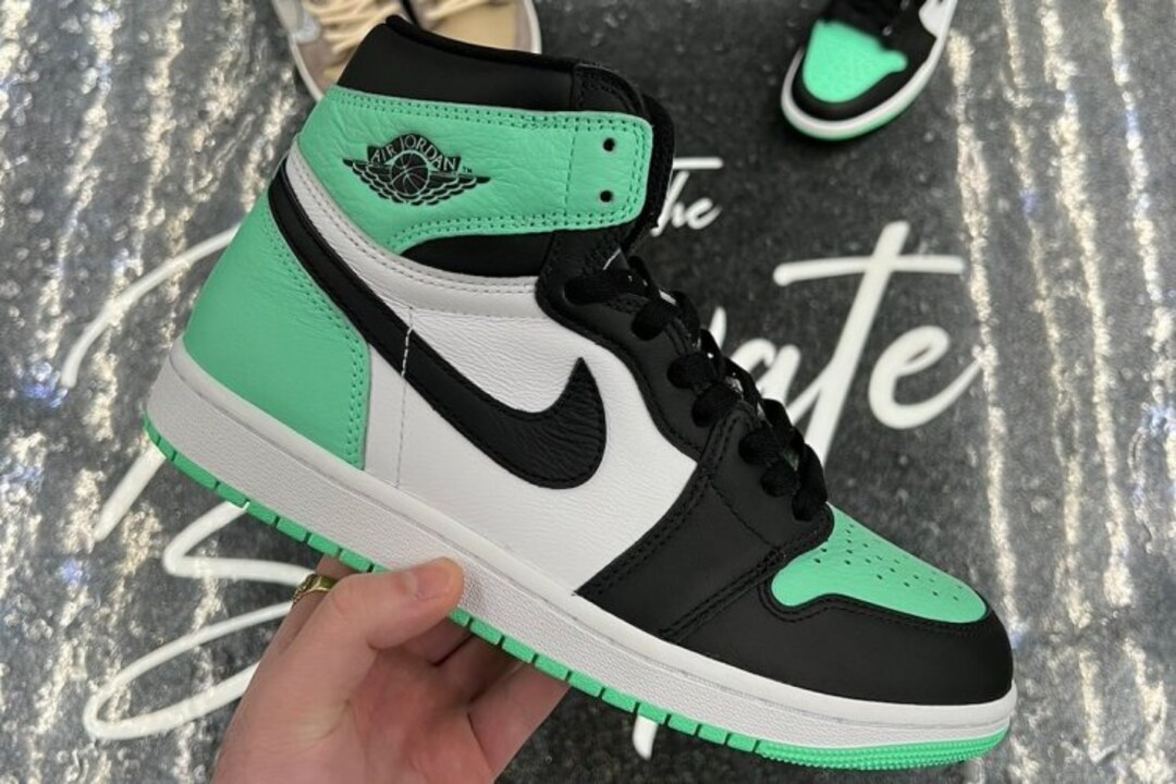 Nike Air Jordan 1 High OG Green Glow DZ5485-130 | MakerPlace Nike Air Jordan 1 High OG Green Glow DZ5485-130 | MakerPlace